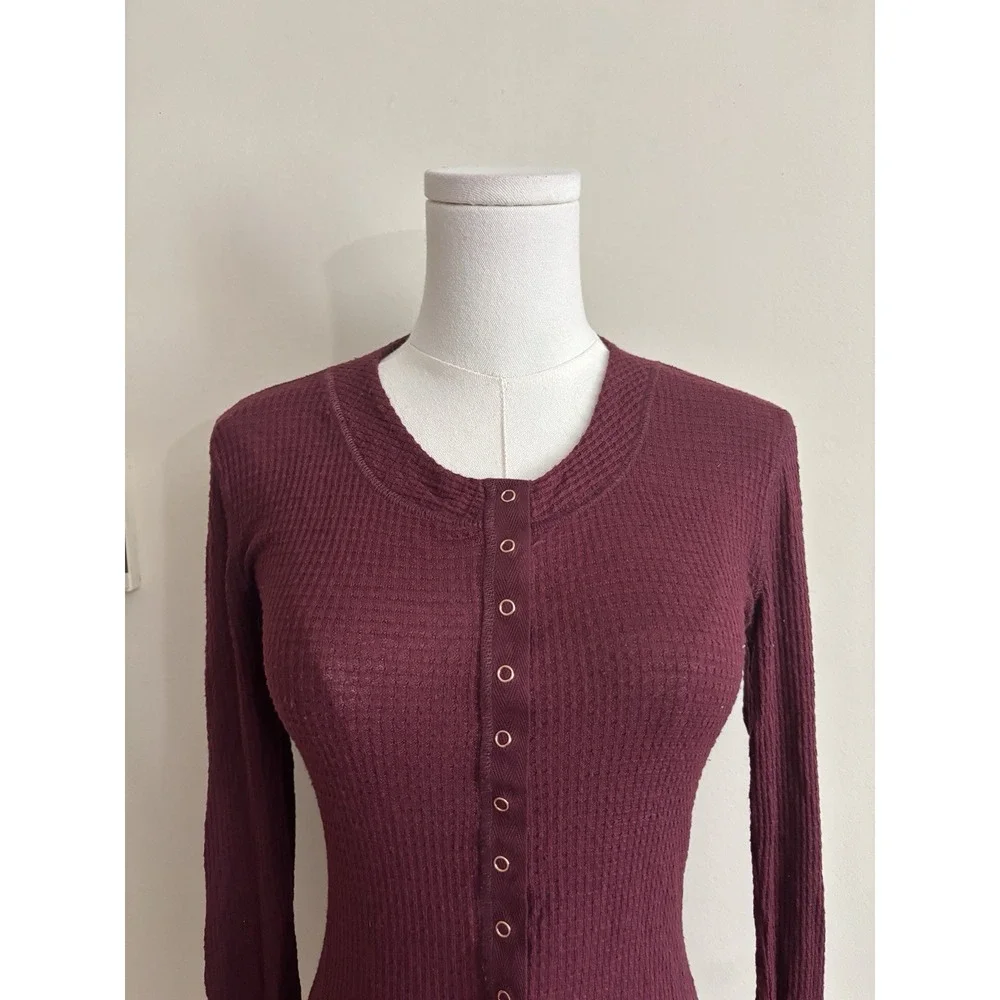 Intimately Free People Slim Fit Long Sleeve Top Medium Red Maroon Bella Swan Y2K